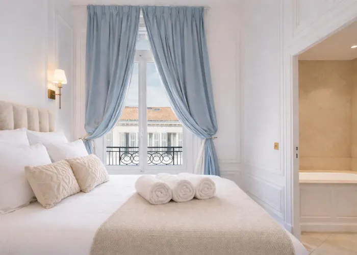 Le Napoleon - Luxe Et Serenite Au Coeur De Daire *