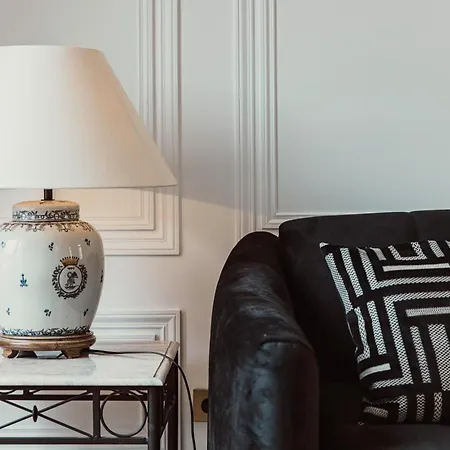 Lägenhet Le Napoleon - Luxe Et Serenite Au Coeur De