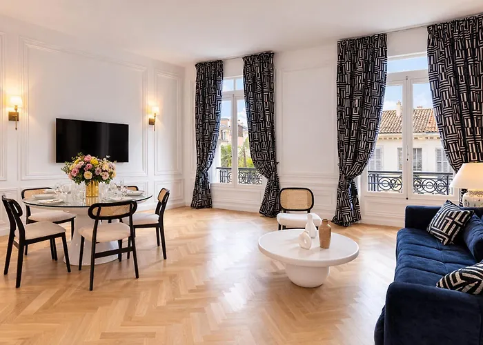 Le Napoleon - Luxe Et Serenite Au Coeur De Lägenhet Cannes